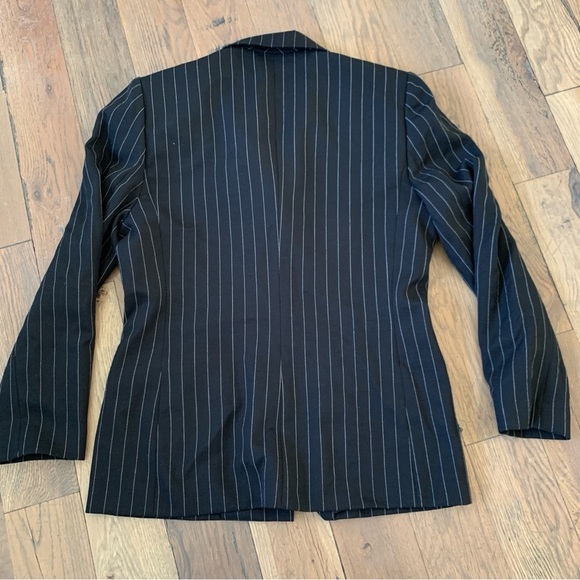 Jacqueline Ferrar Blazer Size 8 Pinstripe Black White Classic Fit - Picture 9 of 13